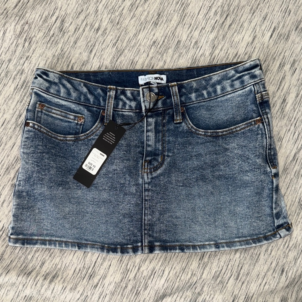 Fashion Nova Classic Blue Mini Skirt XS